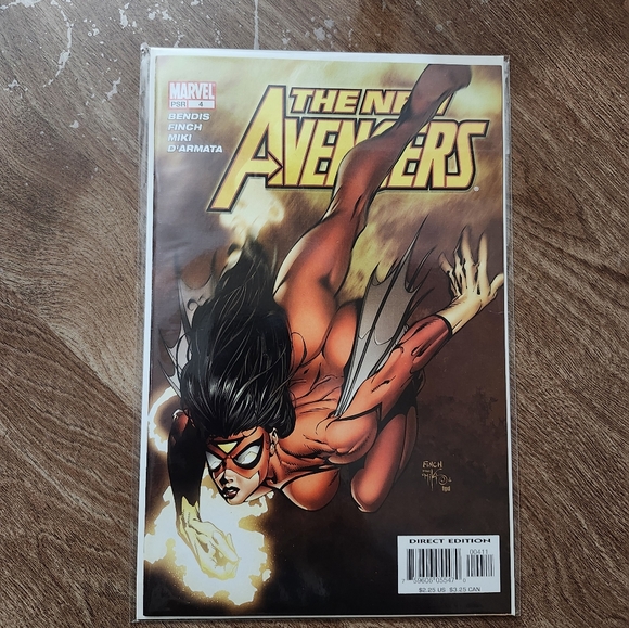 1996 Spider-Woman Black Widow Gear Figure With New Avengers #4 Comic - Picture 12 of 15